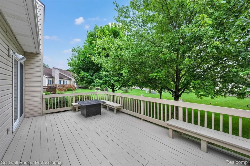1518 Wildwood Court Flint Charter Township MI 48532