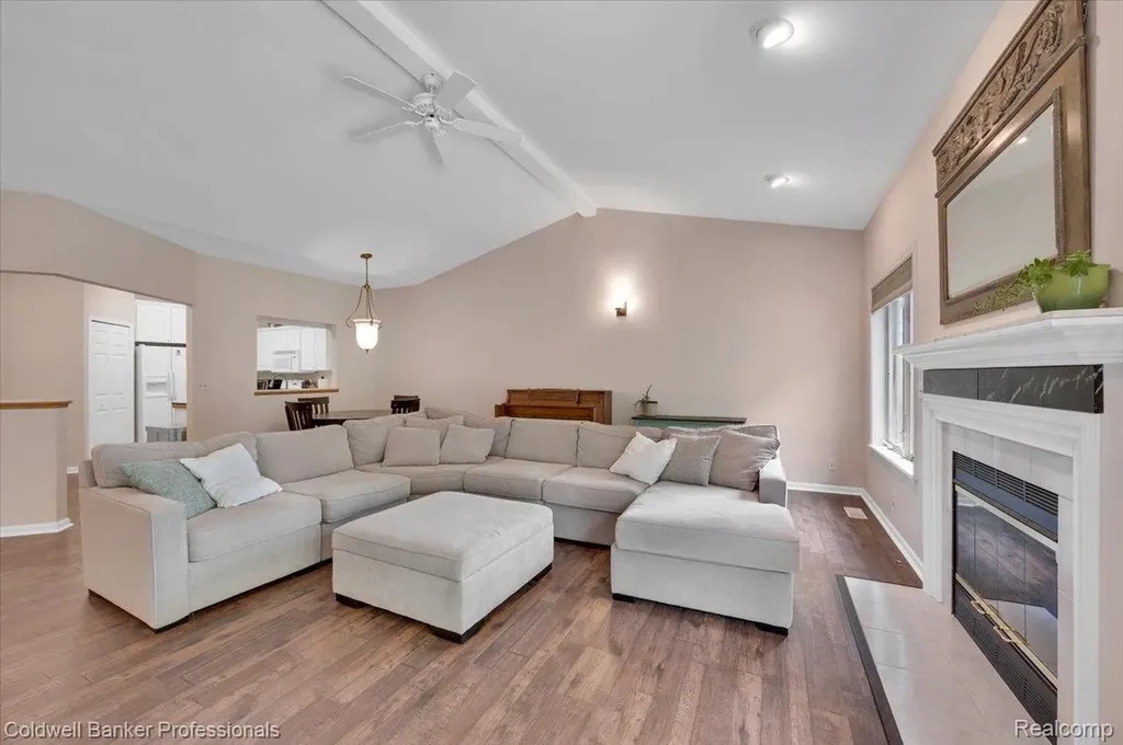 1518 Wildwood Court Flint Charter Township MI 48532
