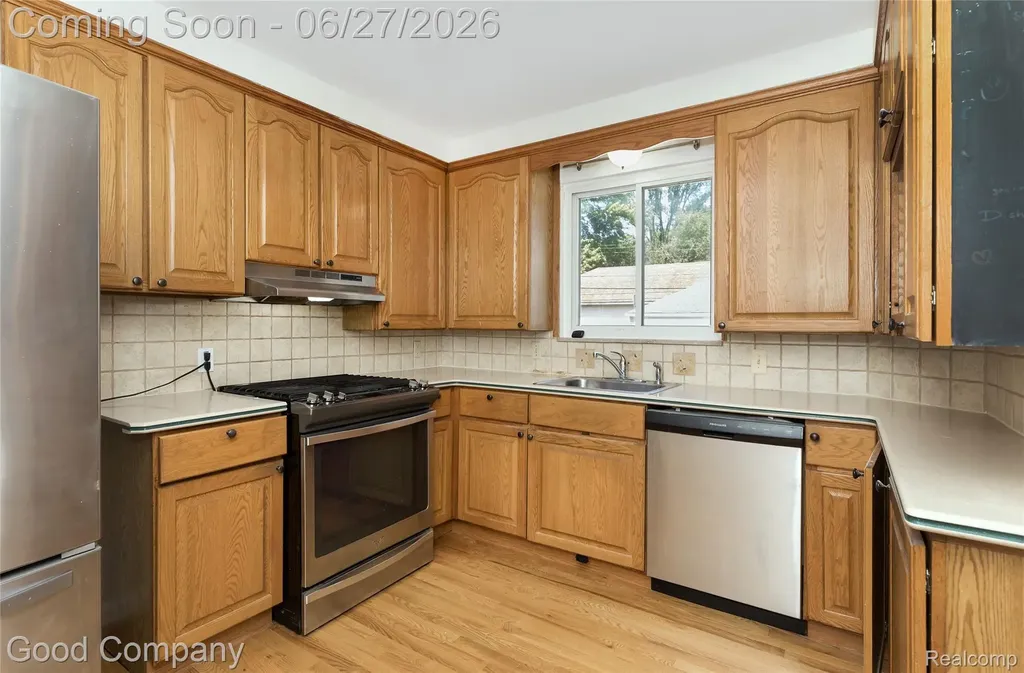 880 Notre Dame Street Grosse Pointe City MI 48230