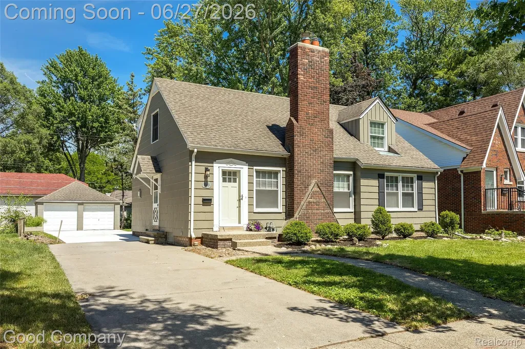 880 Notre Dame Street Grosse Pointe City MI 48230