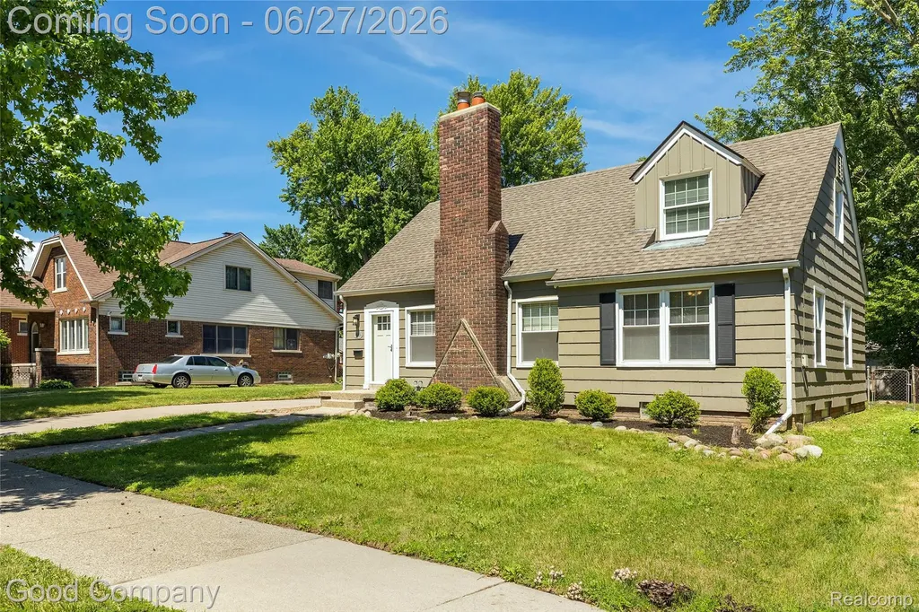 880 Notre Dame Street Grosse Pointe City MI 48230