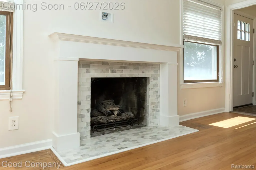 880 Notre Dame Street Grosse Pointe City MI 48230