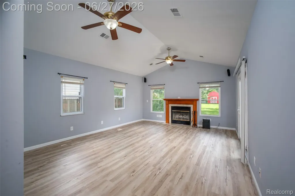 2347 Pauline Drive Waterford Charter Township MI 48329