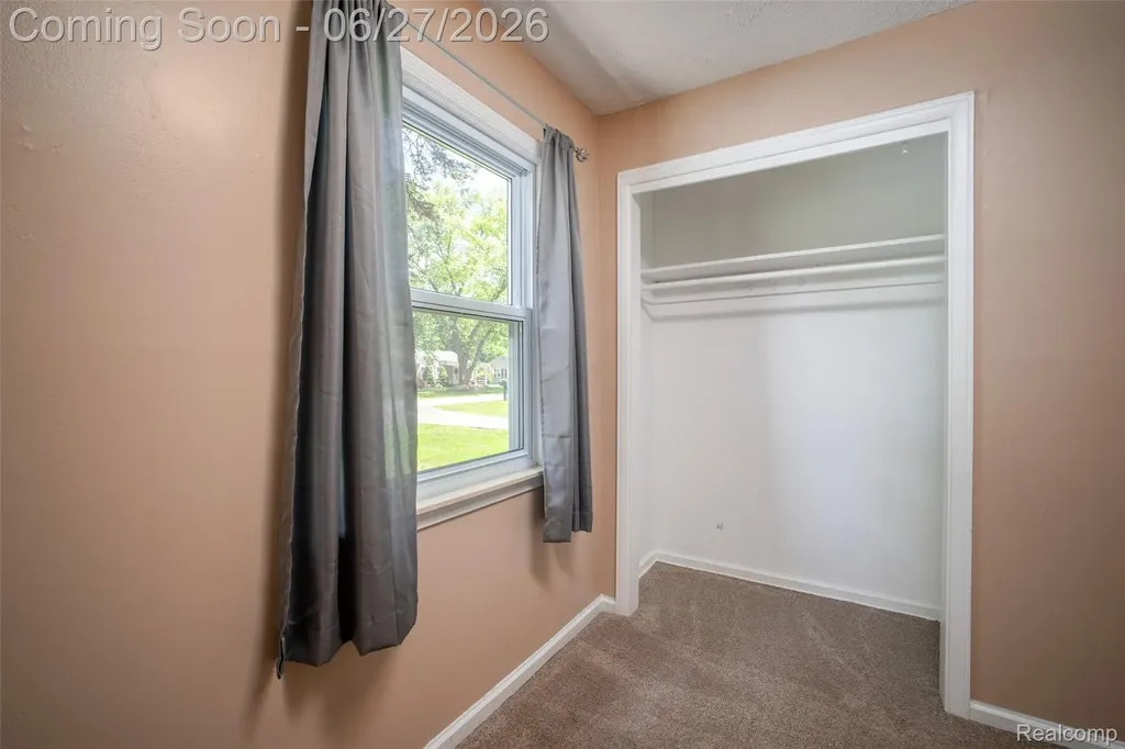 2347 Pauline Drive Waterford Charter Township MI 48329