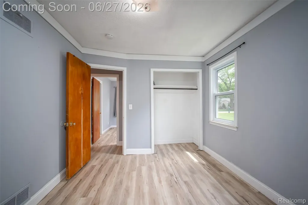 2347 Pauline Drive Waterford Charter Township MI 48329