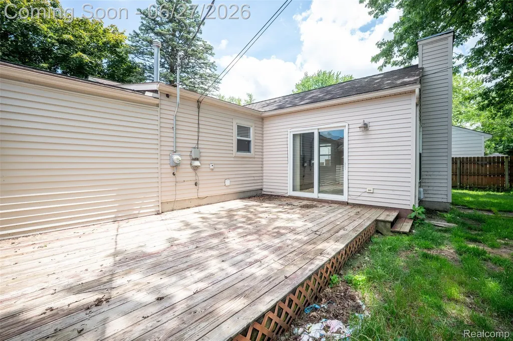 2347 Pauline Drive Waterford Charter Township MI 48329