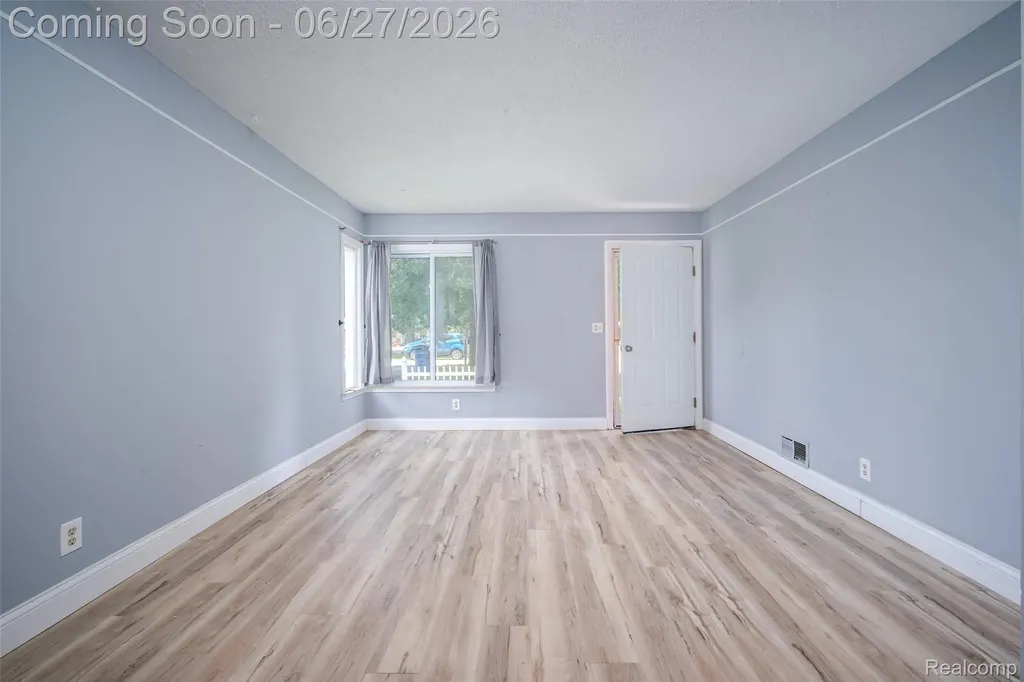 2347 Pauline Drive Waterford Charter Township MI 48329
