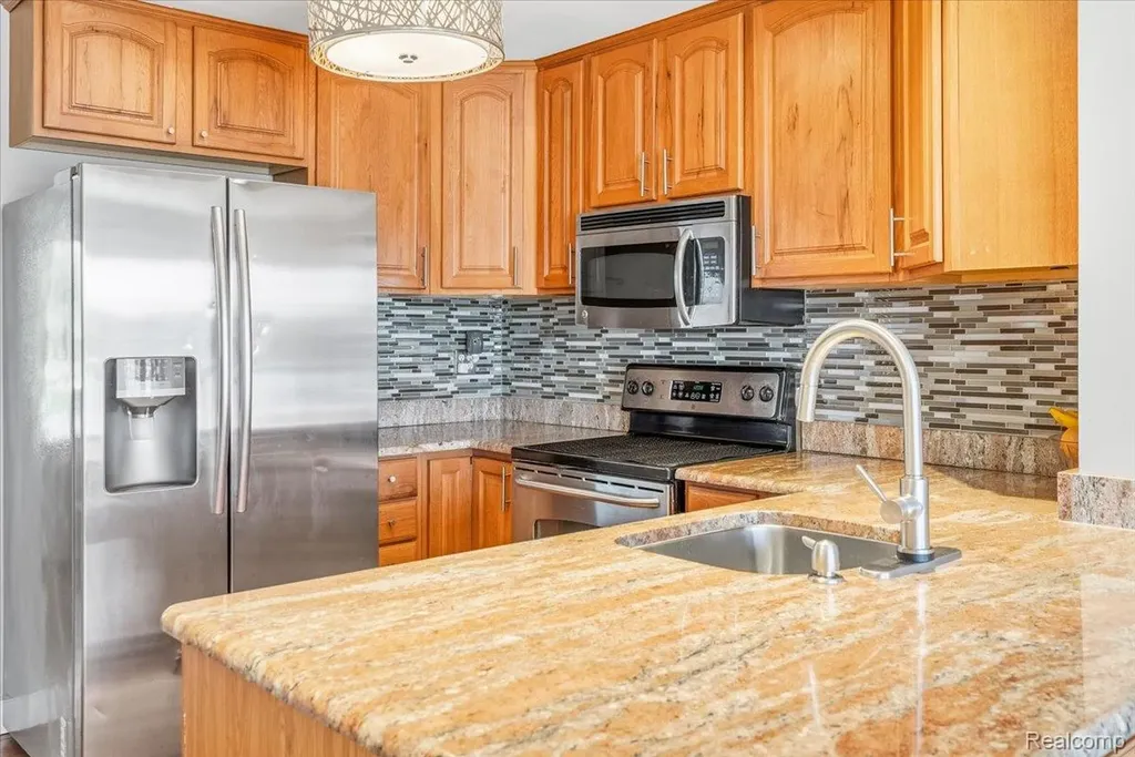 47969 Merle Court Van Buren Charter Township MI 48111