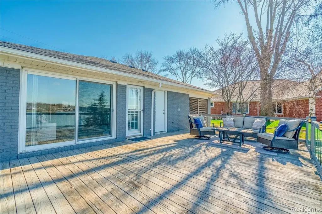 47969 Merle Court Van Buren Charter Township MI 48111