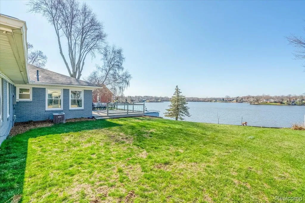 47969 Merle Court Van Buren Charter Township MI 48111