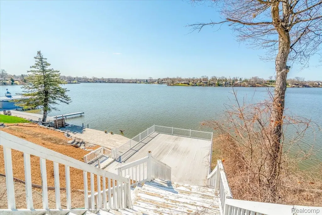 47969 Merle Court Van Buren Charter Township MI 48111