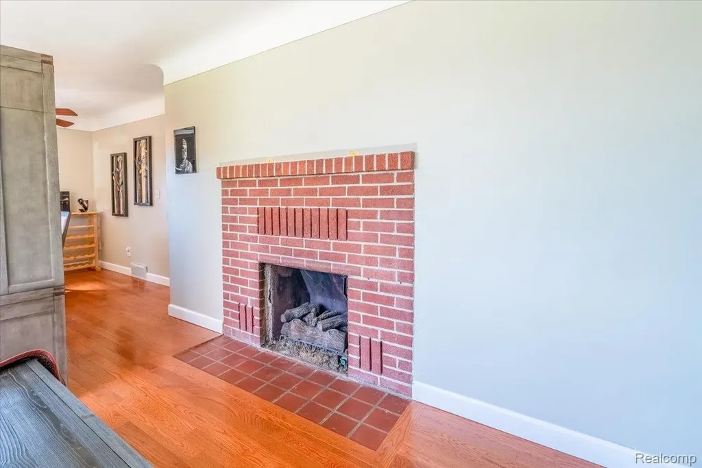 47969 Merle Court Van Buren Charter Township MI 48111