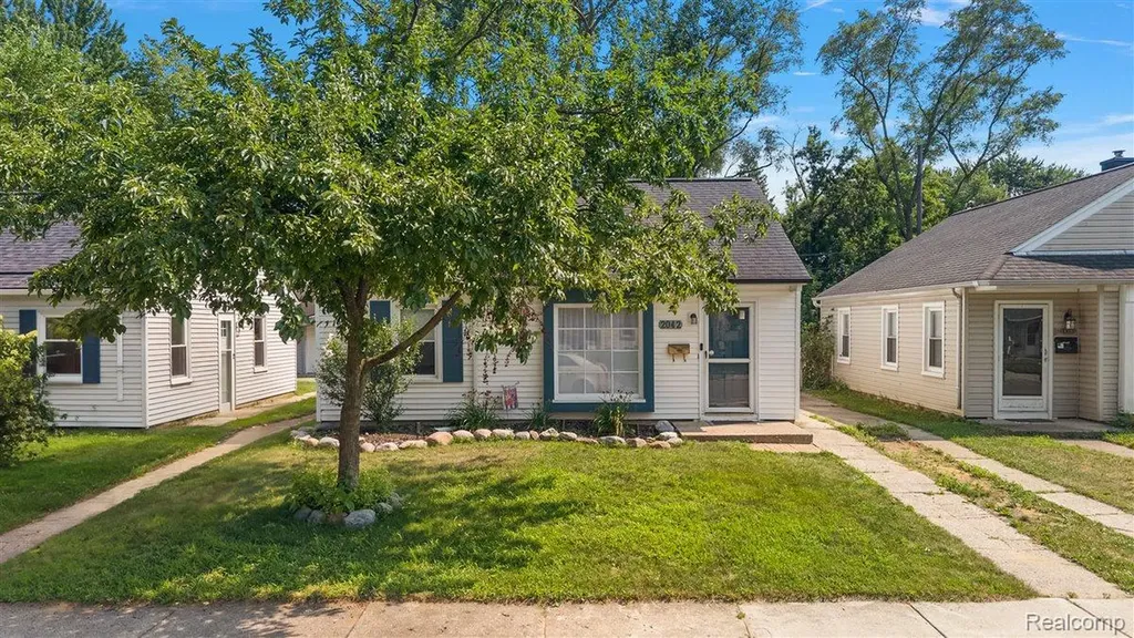 2042 Browning Street Ferndale City MI 48220