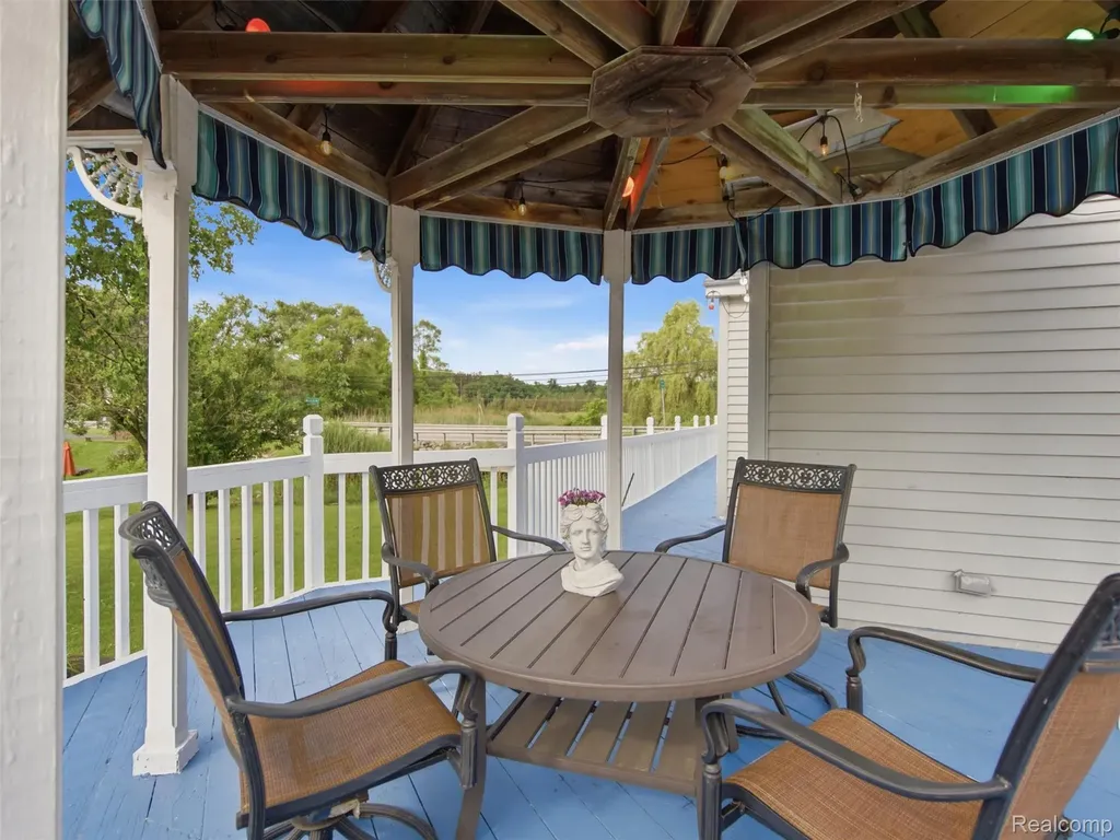 425 S Ortonville Road Brandon Charter Township MI 48462