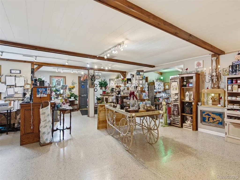 425 S Ortonville Road Orion Charter Township MI 48462