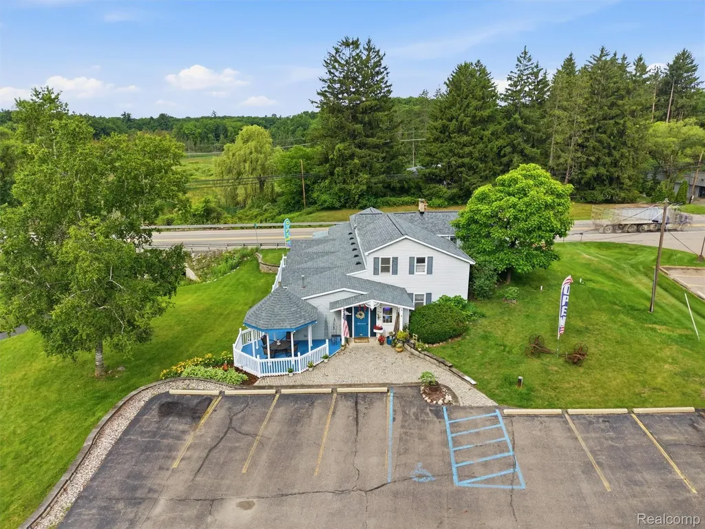 425 S Ortonville Road Brandon Charter Township MI 48462