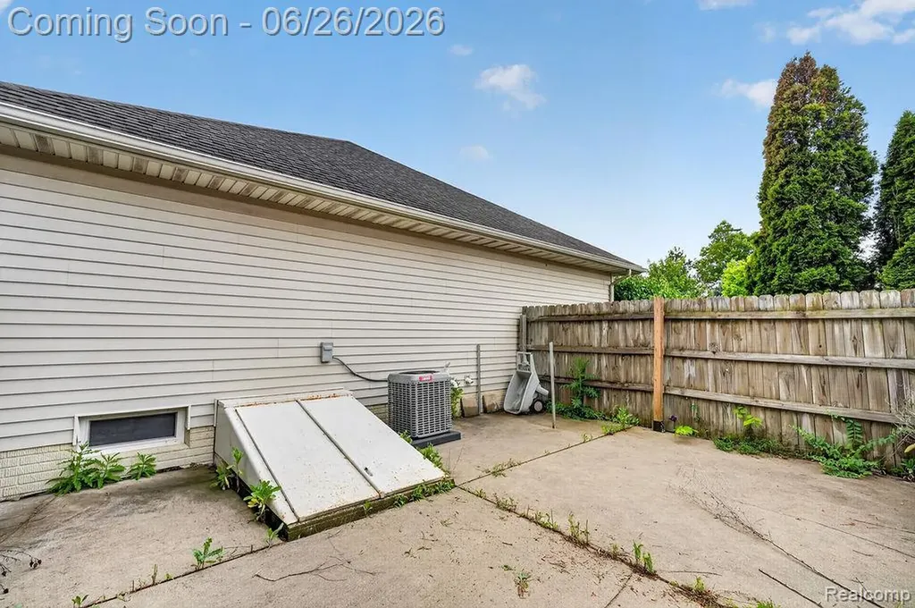 208 Carney Drive Dundee Village MI 48131
