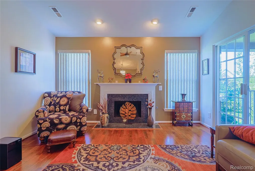 3581 Oakmonte Boulevard Oakland Charter Township MI 48306