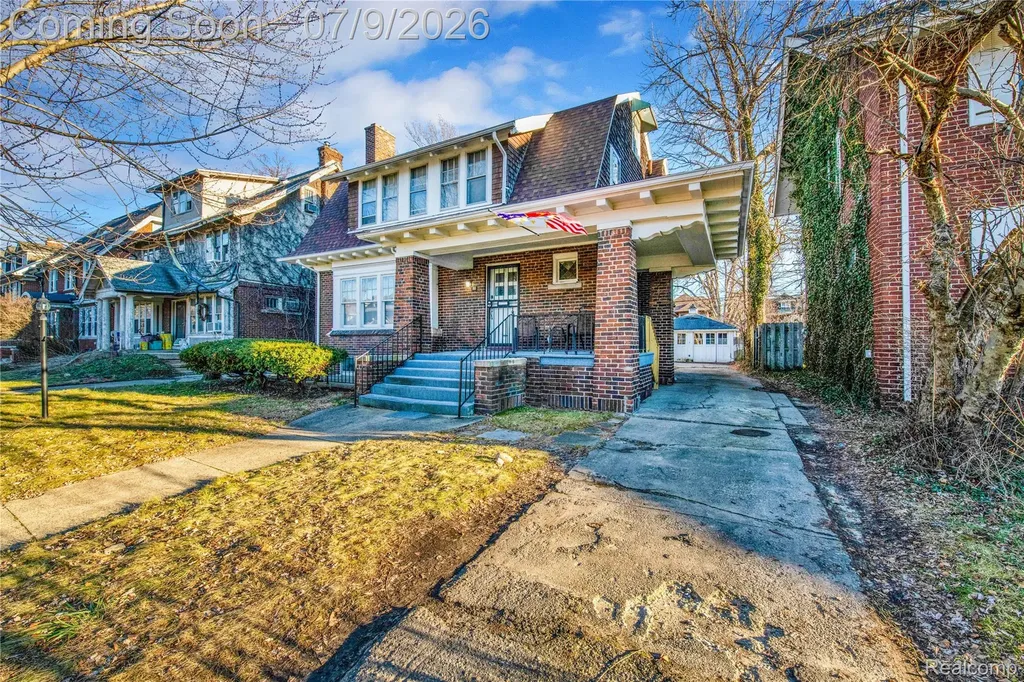 60 Mclean Street Highland Park City MI 48203