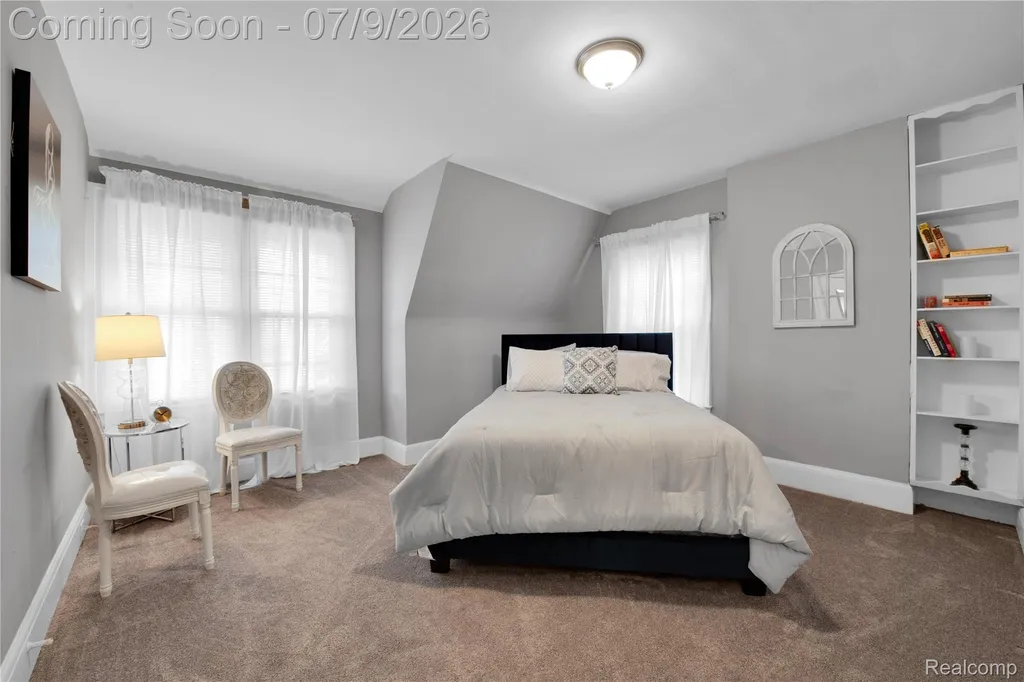 60 Mclean Street Highland Park City MI 48203