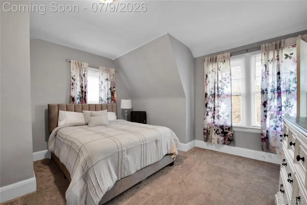 60 Mclean Street Highland Park City MI 48203