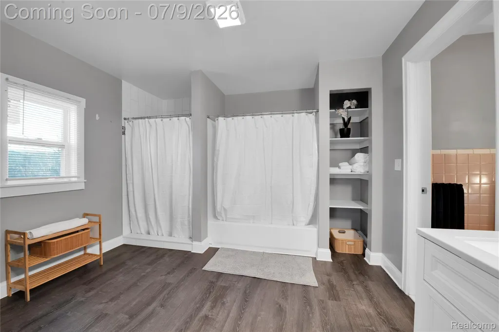 60 Mclean Street Highland Park City MI 48203