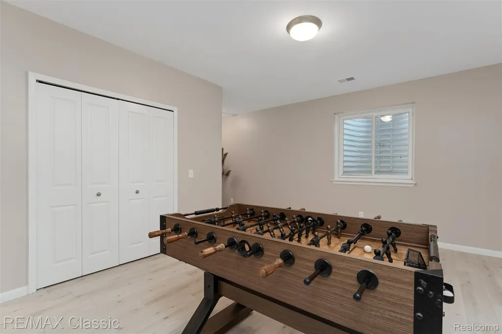 6108 Heron Hills Drive Wolverine Lake Village MI 48390