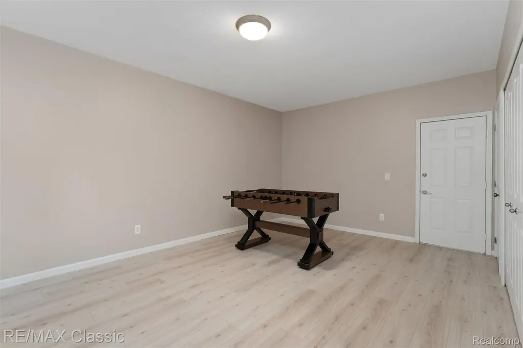 6108 Heron Hills Drive Wolverine Lake Village MI 48390