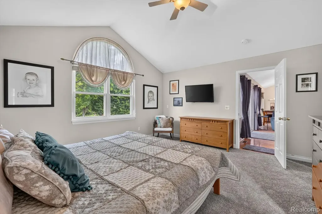 339 Wildflower Lane Lapeer City MI 48446