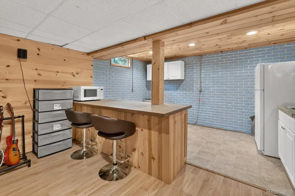 339 Wildflower Lane Lapeer City MI 48446