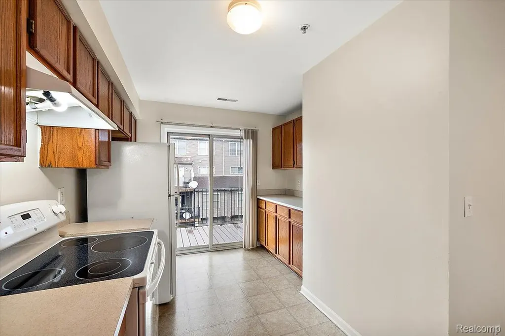 43 Georgetown Court Dearborn City MI 48126