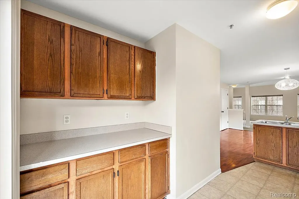 43 Georgetown Court Dearborn City MI 48126