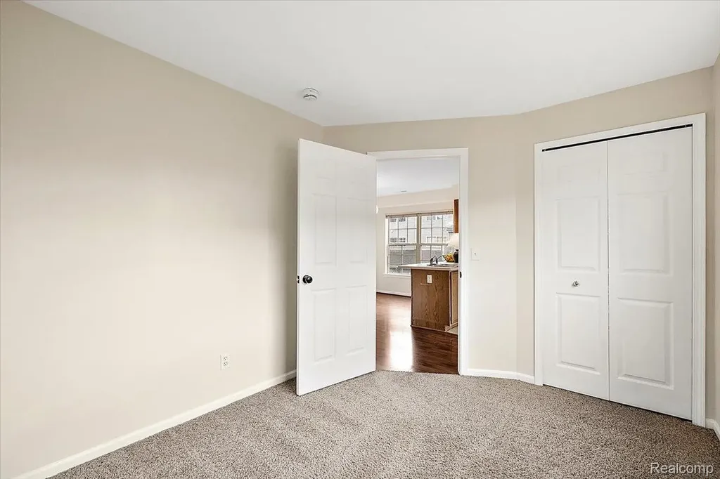 43 Georgetown Court Dearborn City MI 48126