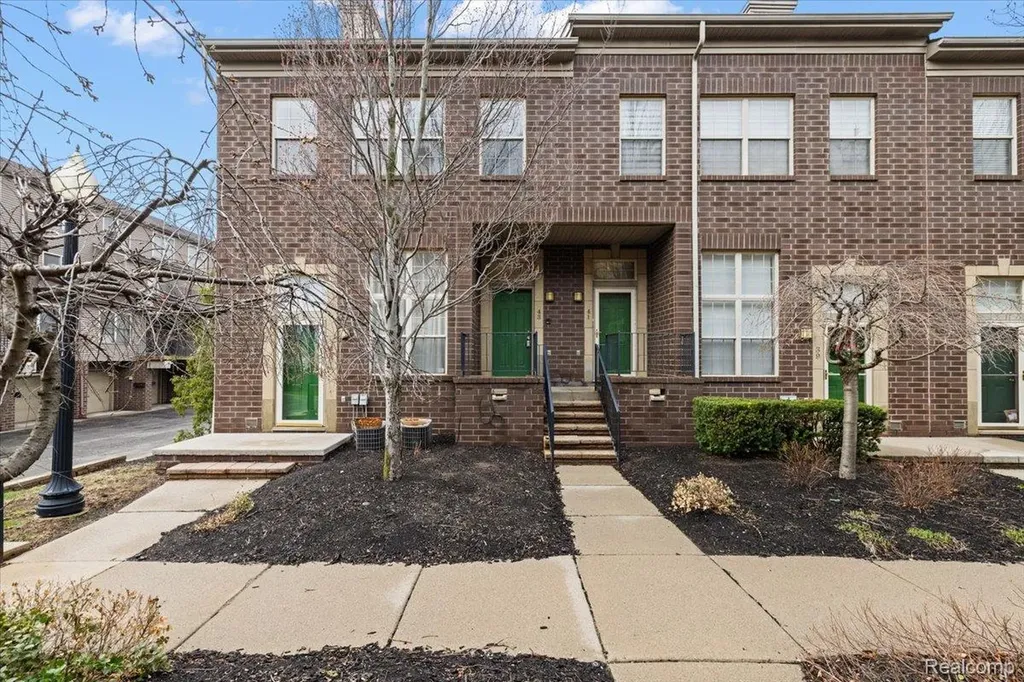43 Georgetown Court Dearborn City MI 48126