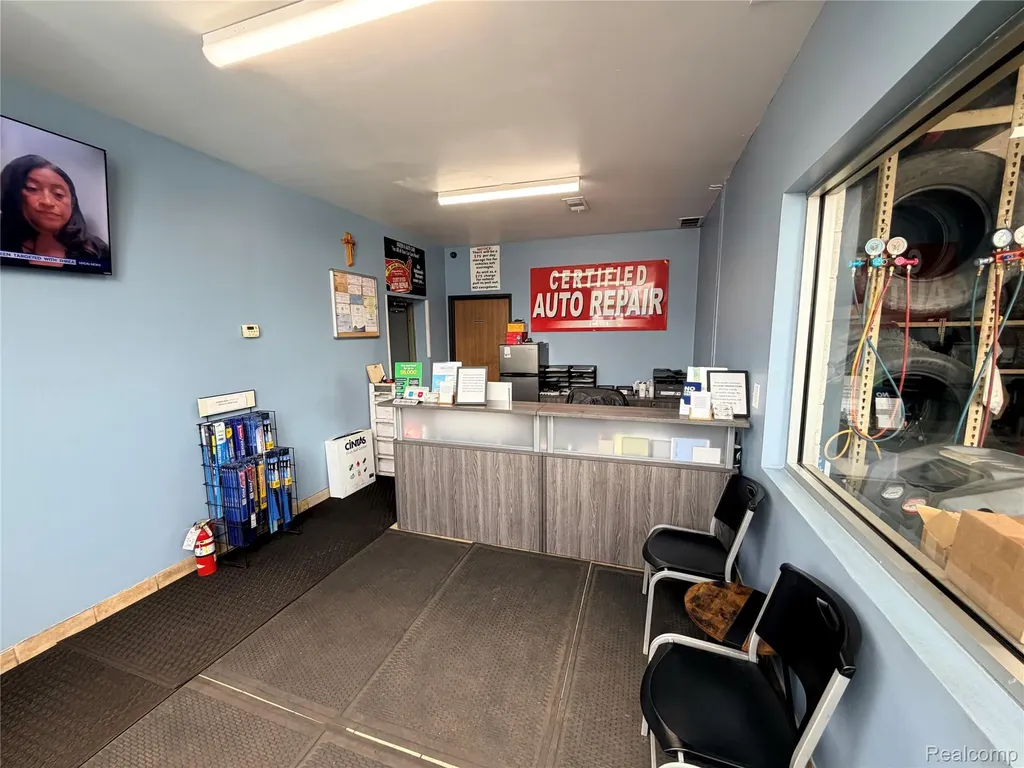 20488 John R Street Detroit City MI 48203