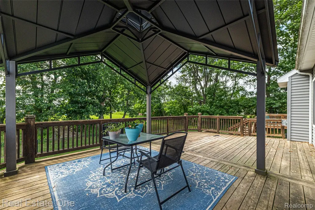 428 Pheasant Ridge Court Brandon Charter Township MI 48462