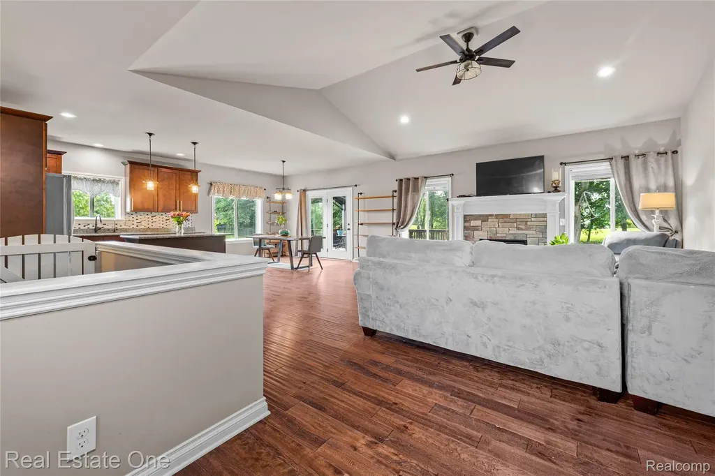 428 Pheasant Ridge Court Brandon Charter Township MI 48462