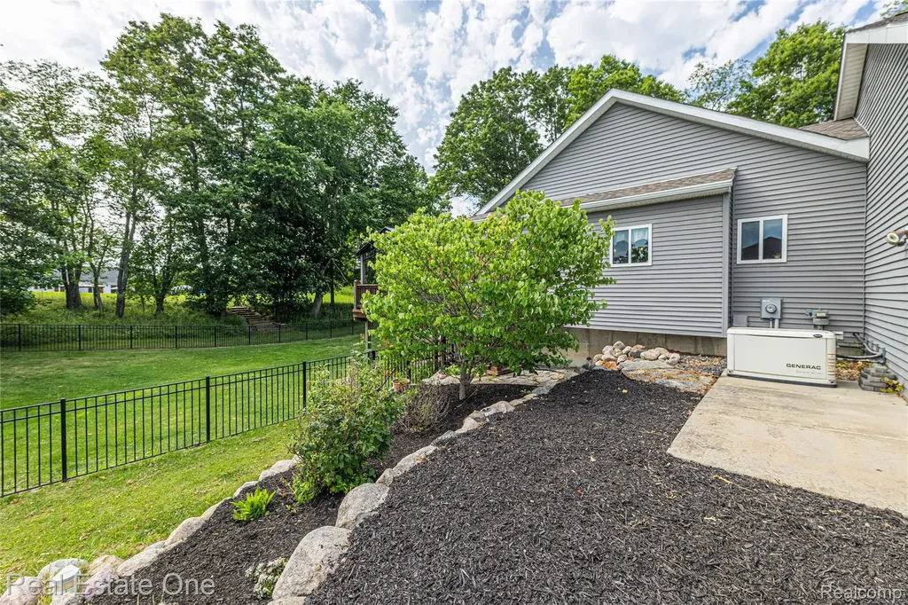 428 Pheasant Ridge Court Brandon Charter Township MI 48462