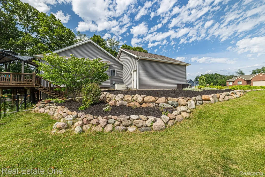 428 Pheasant Ridge Court Brandon Charter Township MI 48462