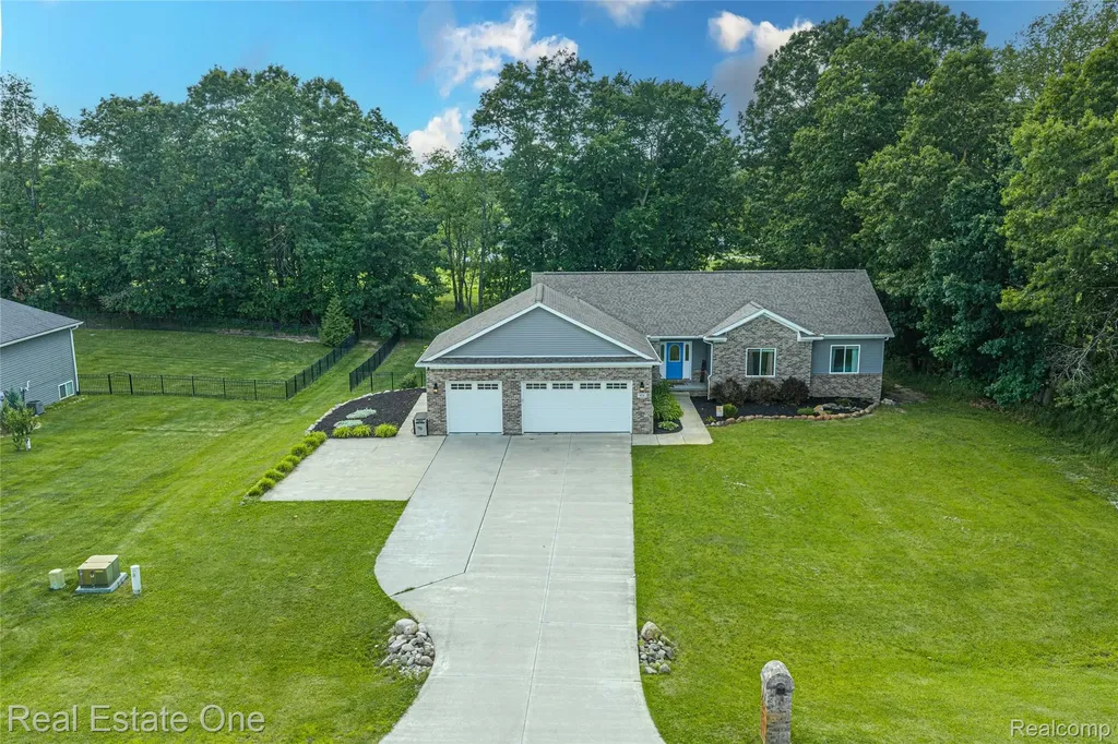 428 Pheasant Ridge Court Brandon Charter Township MI 48462