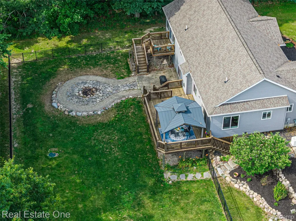 428 Pheasant Ridge Court Brandon Charter Township MI 48462