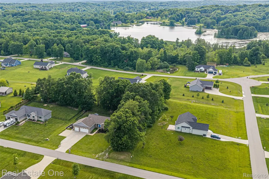 428 Pheasant Ridge Court Brandon Charter Township MI 48462