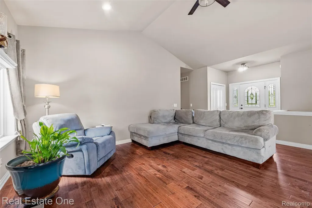 428 Pheasant Ridge Court Brandon Charter Township MI 48462