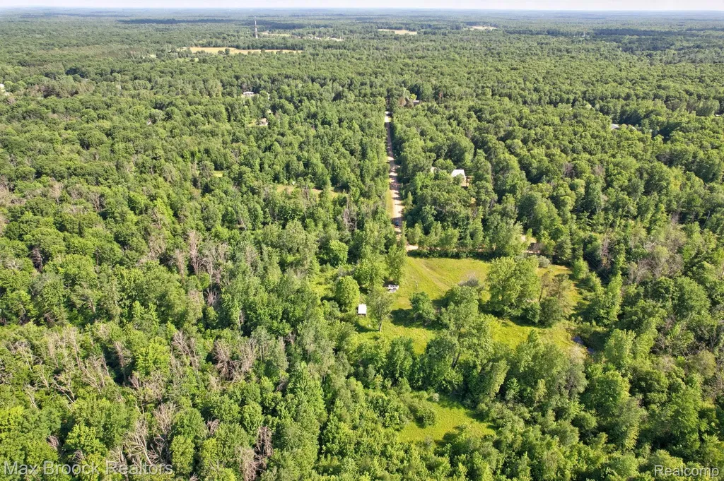 622 Moonlight Drive Lee Township MI 48640