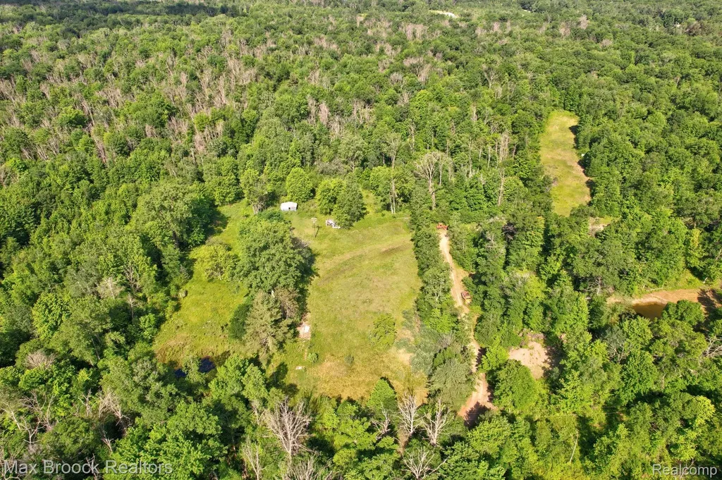 622 Moonlight Drive Lee Township MI 48640