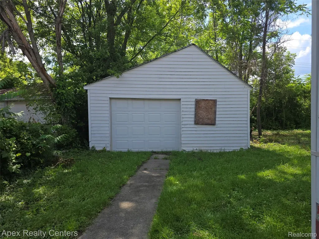 7671 - 7675 Evergreen Avenue Detroit City MI 48228