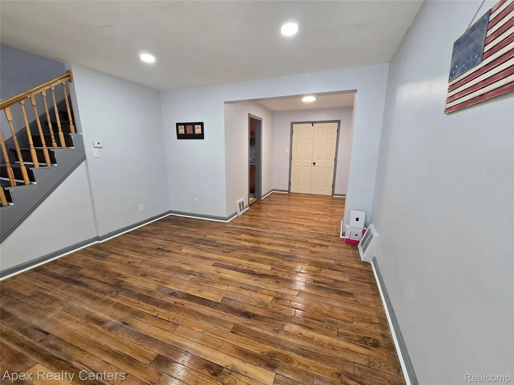 7671 - 7675 Evergreen Avenue Detroit City MI 48228