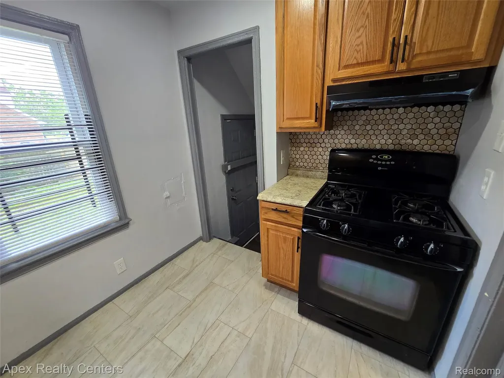 7671 - 7675 Evergreen Avenue Detroit City MI 48228