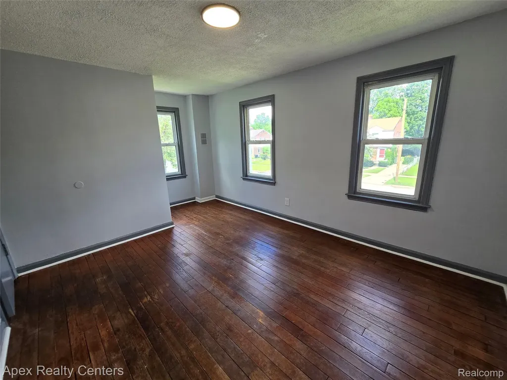 7671 - 7675 Evergreen Avenue Detroit City MI 48228