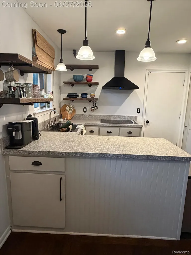 29191 Bannockburn Street Farmington Hills City MI 48334